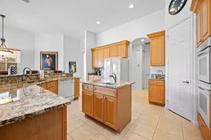 11727 Paradise Cove Ln, Wellington, FL 33449 - Photo 10