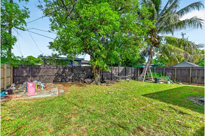 533 NW 17th Avenue, Fort Lauderdale, FL 33311 - Photo 4
