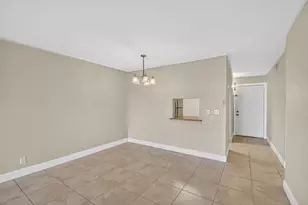 2615 NE 1st Ct, Boynton Beach, FL 33435 - Photo 10