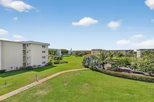 2615 NE 1st Ct, Boynton Beach, FL 33435 - Photo 4