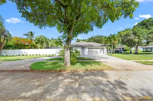 7381 NW 9th St, Plantation, FL 33317 - Photo 4
