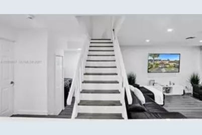 833 NW 81st Avenue, Plantation, FL 33324 - Photo 10
