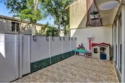 833 NW 81st Avenue, Plantation, FL 33324 - Photo 32