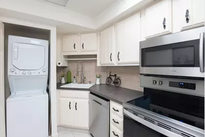 2400 Presidential Way #302, West Palm Beach, FL 33401 - Photo 14