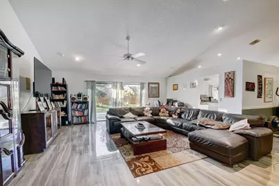 9697 Majestic Way, Boynton Beach, FL 33437 - Photo 8