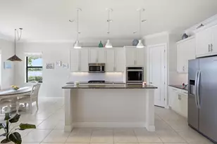 11513 NW 81st Pl, Parkland, FL 33076 - Photo 4