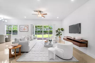10111 Edgewater Court, Parkland, FL 33076 - Photo 18