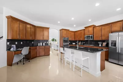 10111 Edgewater Court, Parkland, FL 33076 - Photo 8