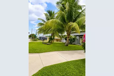 618 49th Street, West Palm Beach, FL 33407 - Photo 2