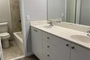 5229 SW 40th Ave, Dania Beach, FL 33314 - Photo 8