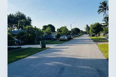 1270 NW 54th Avenue, Lauderhill, FL 33313 - Photo 6