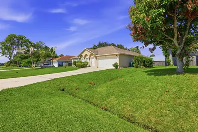 3124 SW Armucher Street, Port Saint Lucie, FL 34953 - Photo 2