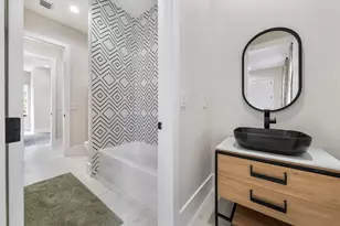 4762 Village Way, Davie, FL 33314 - Photo 26