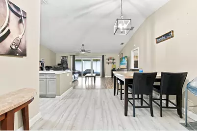 18 Winchmore Lane, Boynton Beach, FL 33426 - Photo 8