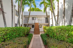 15450 E Pembridge Ave E, Delray Beach, FL 33484 - Photo 8