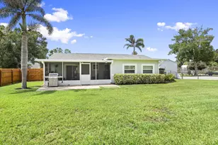 8302 Penny Ln, Fort Pierce, FL 34951 - Photo 34