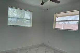 6902 SW 15th St, North Lauderdale, FL 33068 - Photo 22