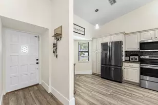 28 Paxford Ln, Boynton Beach, FL 33426 - Photo 6
