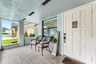 28 Paxford Ln, Boynton Beach, FL 33426 - Photo 4