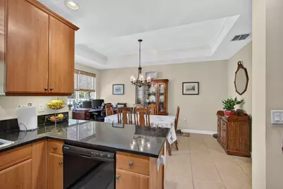 11812 Valencia Gardens Avenue, Palm Beach Gardens, FL 33410 - Photo 46