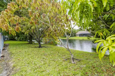 1541 SW 102nd Terrace, Davie, FL 33324 - Photo 26