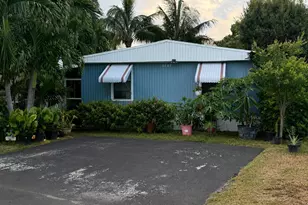 2207 NW 14th Ave, Boynton Beach, FL 33436 - Photo 2