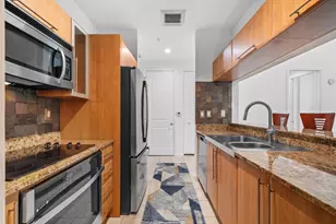 610 W Las Olas Blvd, Fort Lauderdale, FL 33312 - Photo 8