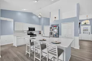 8295 Sand Pine Cir, Port Saint Lucie, FL 34952 - Photo 16