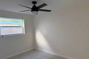 4200 NW 37th Terrace, Fort Lauderdale, FL 33309 - Photo 8