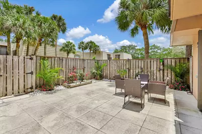 5907 59th Way, West Palm Beach, FL 33409 - Photo 4