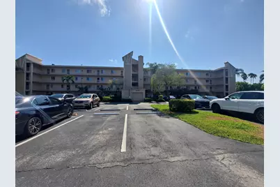 6795 Huntington Lane #405, Delray Beach, FL 33446 - Photo 2