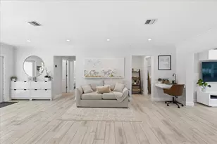 2210 NE 34th Ct, Lighthouse Point, FL 33064 - Photo 16