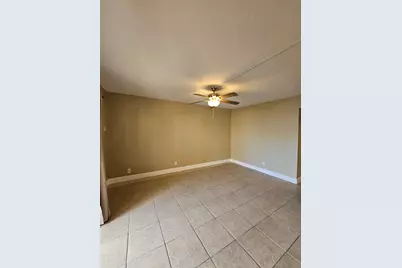 1200 W Blue Heron Boulevard #5, Riviera Beach, FL 33404 - Photo 4