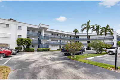 200 Waterway Drive S #303, Lantana, FL 33462 - Photo 2