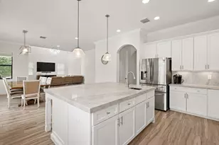 8142 Bradford Way, Parkland, FL 33076 - Photo 12
