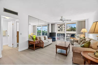 125 S Ocean Avenue #211, Palm Beach Shores, FL 33404 - Photo 8