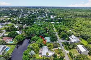 8797 SE Sharon St, Hobe Sound, FL 33455 - Photo 4