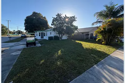 520 NW 3rd Street, Delray Beach, FL 33444 - Photo 4