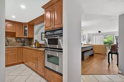 4975 E Sabal Palm Boulevard #Apt 309, Tamarac, FL 33319 - Photo 4
