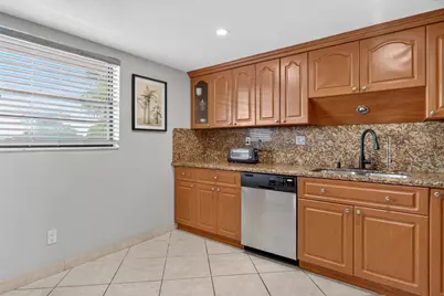 4975 E Sabal Palm Boulevard #Apt 309, Tamarac, FL 33319 - Photo 6