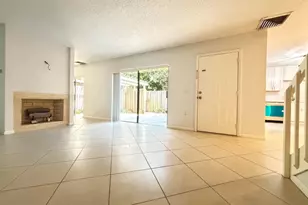 2110 21st Ln, Palm Beach Gardens, FL 33418 - Photo 8