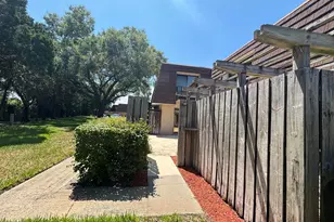 2110 21st Ln, Palm Beach Gardens, FL 33418 - Photo 2