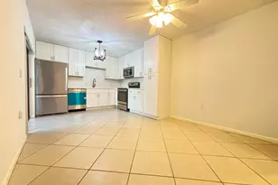 2110 21st Ln, Palm Beach Gardens, FL 33418 - Photo 6