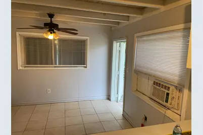 132 W 35th Street #Unit b, Riviera Beach, FL 33404 - Photo 2