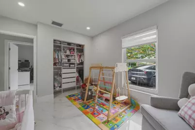 11120 NW 27th Place, Sunrise, FL 33322 - Photo 12