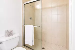 4001 Hillcrest Dr, Hollywood, FL 33021 - Photo 12