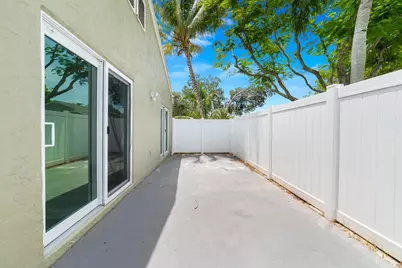 7 Cardiff Way, Boynton Beach, FL 33426 - Photo 26