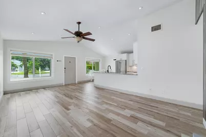 7 Cardiff Way, Boynton Beach, FL 33426 - Photo 8