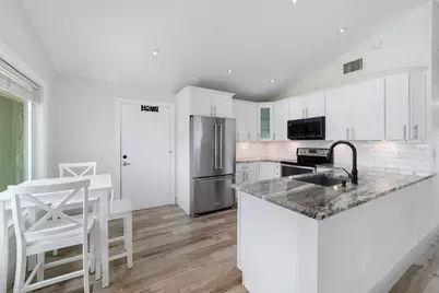 7 Cardiff Way, Boynton Beach, FL 33426 - Photo 10