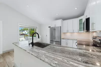 7 Cardiff Way, Boynton Beach, FL 33426 - Photo 8